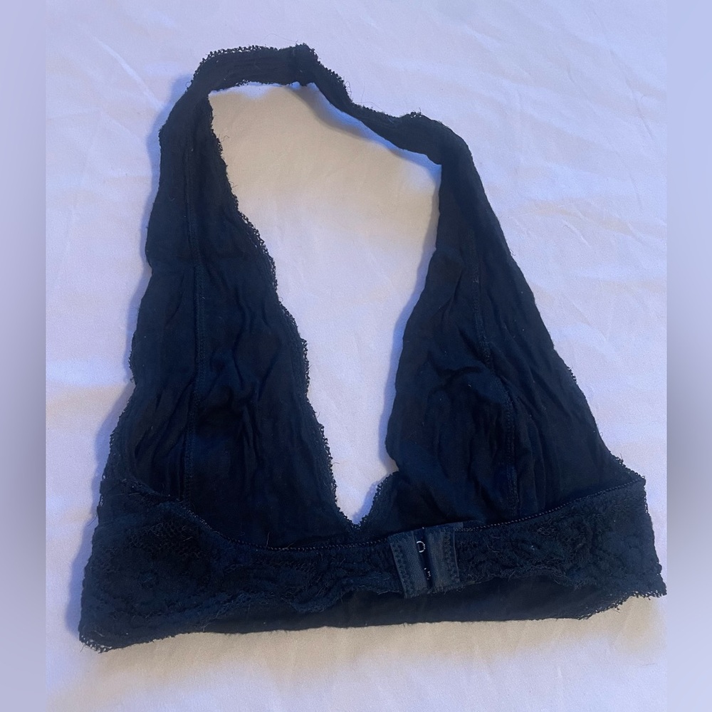 Two lace bralettes - Picture 5 of 6